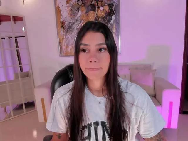 AllyJensen on BongaCams 