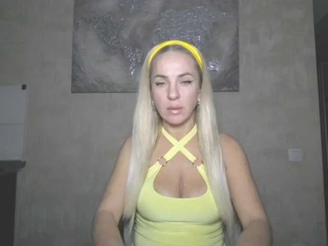 annamari1563 on BongaCams