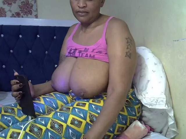 Candys — Freechat on BongaCams