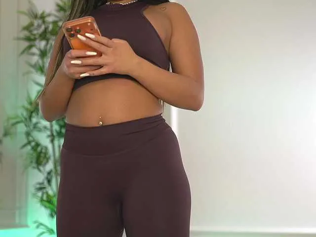 ellacandy on BongaCams