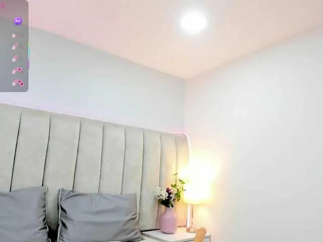 EllaThorne on BongaCams