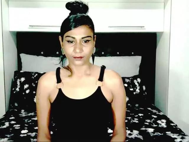 ErroticStarr on BongaCams 