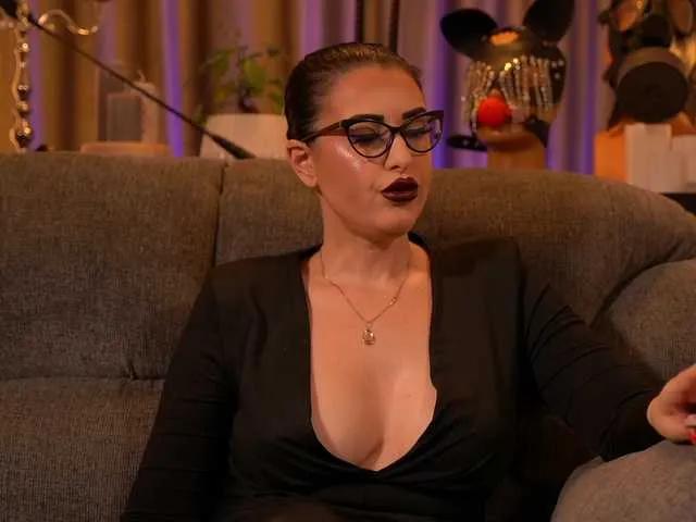 KellyKent on BongaCams 