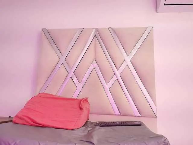 LizethRouz — I get turned on by daring minds, intense games, and confident men who know what they want. I love being teased with dirty talk, feeling the thrill of domination, and the passion of roleplay. Real chemistry and unlimited imagination drive me wild.