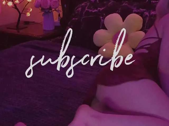 LollyGirlMoon on BongaCams 