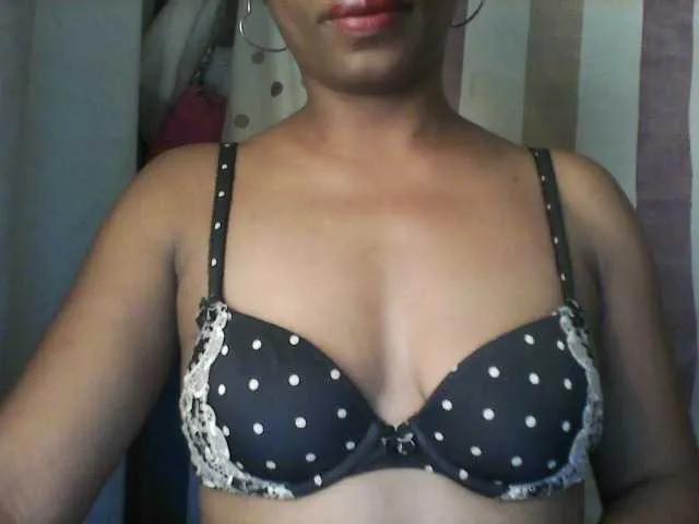 MayaQueen on BongaCams 