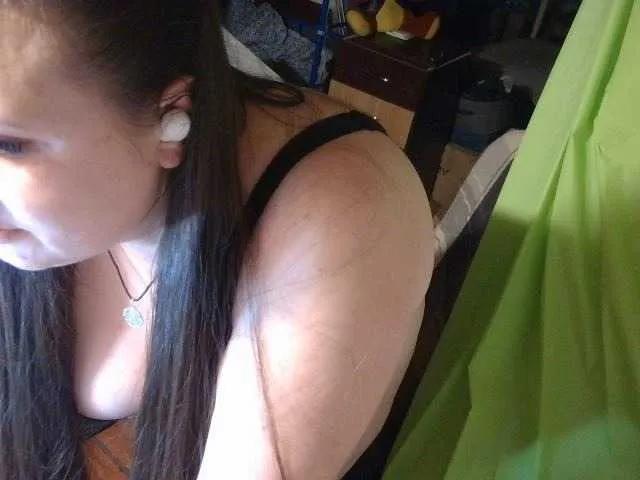 MILANA-MILA on BongaCams