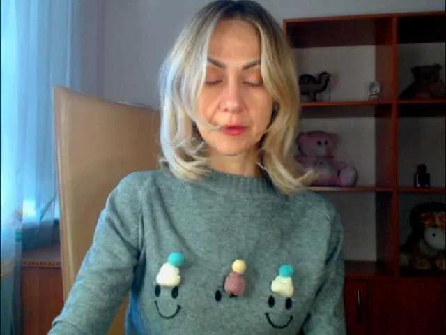 Tanya6547 on BongaCams