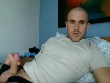 muscleshow00 — #french #muscle #feet #findom