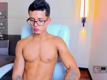 paradise_boy_s on Chaturbate