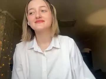 ulavisounnaraj — Goal: my look and body tour  :D! Lets make my first day fun   #18 #new #skinny #blonde #shy [7 tokens remaining]