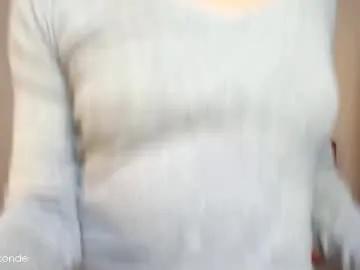 whoiswale — Hey, /tipmenu to play with me