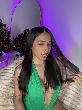 _Emily_Thompson_ — Totally naked and cream in my tits