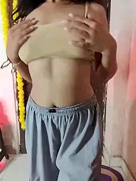 annie-Minj on StripChat 