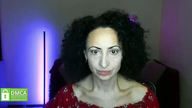 Arianasweety23 on StripChat 