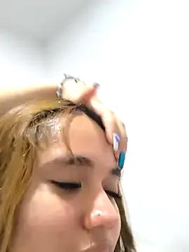 butterfly777_ on StripChat 