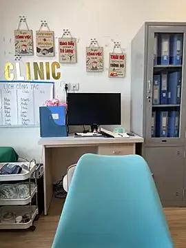 Clinic_Sexy — make me cum and squirt in the clinic