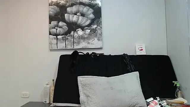 DonnaJoness on StripChat 