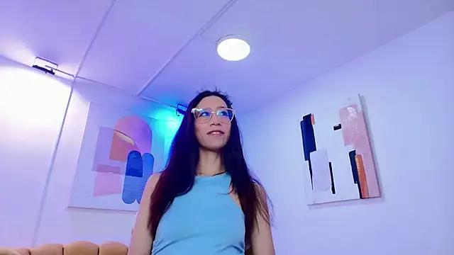 gabby_martinezz — Rub the pussy  MY DILDO 5 MINUTOS