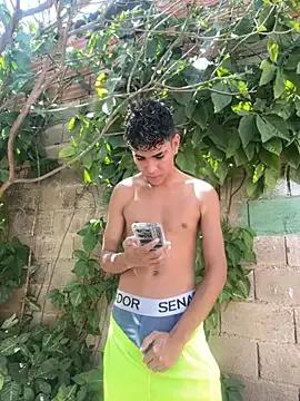 hotboys1924's avatar