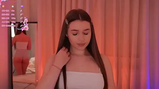 LiaGotti — flash my boobs