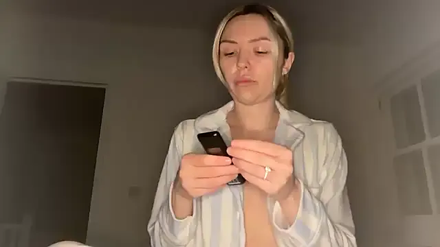 lolableux on StripChat