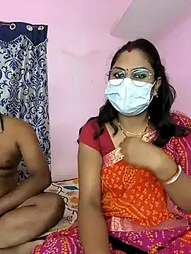 Lovlycouple1 on StripChat 