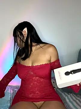 Maddy_w on StripChat 