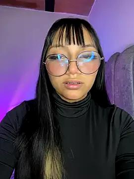 Maddy_w on StripChat 