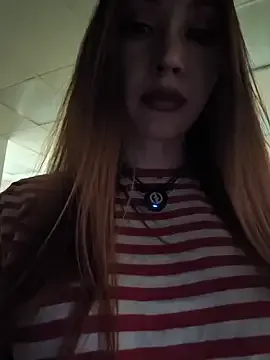 MayaSolar on StripChat