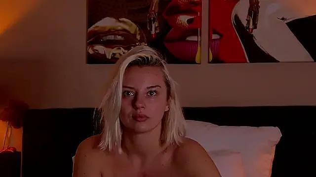 NataliaVelour on StripChat 