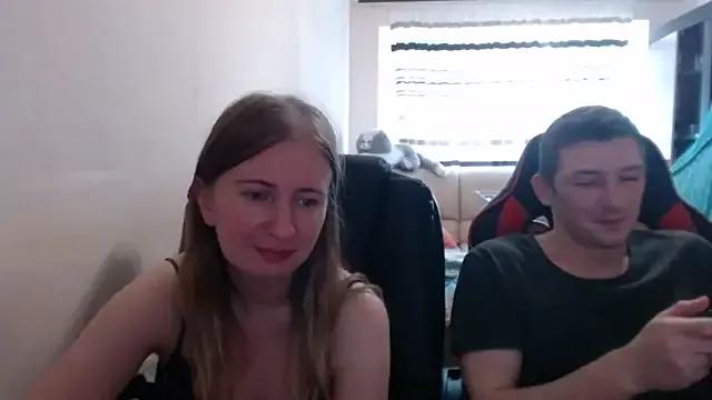PeterAndJen on StripChat 