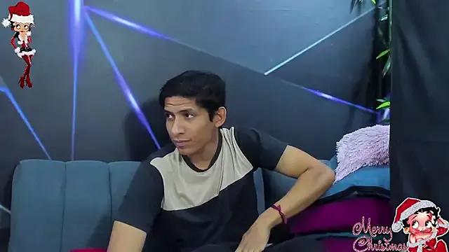 playsgirlhot's avatar