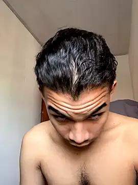 RoomExotic11 on StripChat 