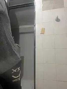 RoomExotic11 on StripChat 