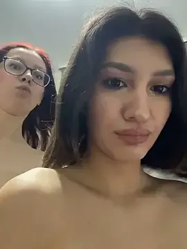 RussianGirls_ on StripChat