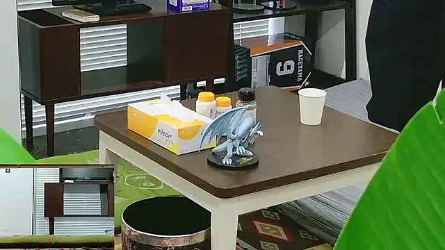 YARASERO-kun on StripChat